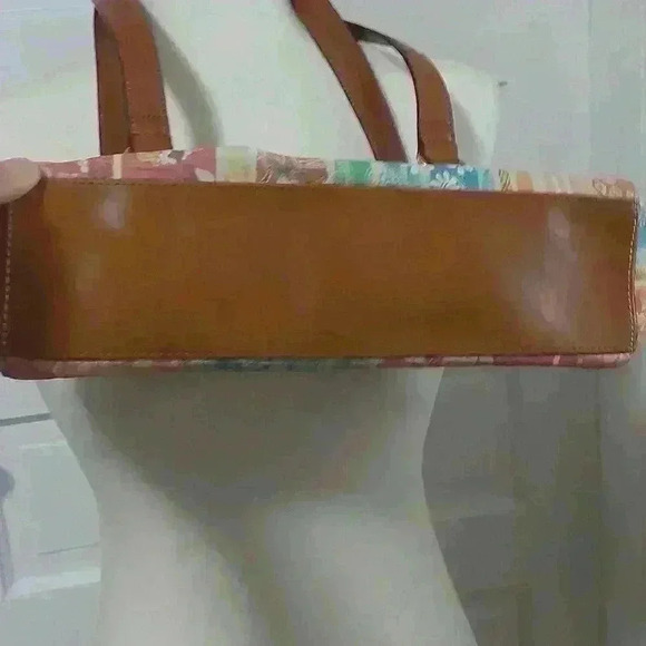 FOSSIL handbag - Picture 8 of 10